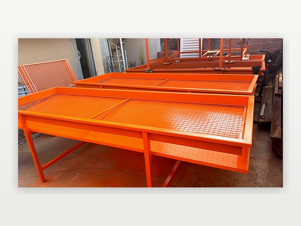 Mesa de Triagem para Recicláveis fabricada pela TCMAQ